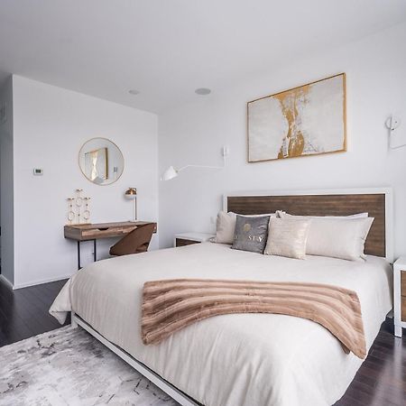Fancy Downtown House With Hot Tub & Bbq By Globalstay Toronto Exterior foto