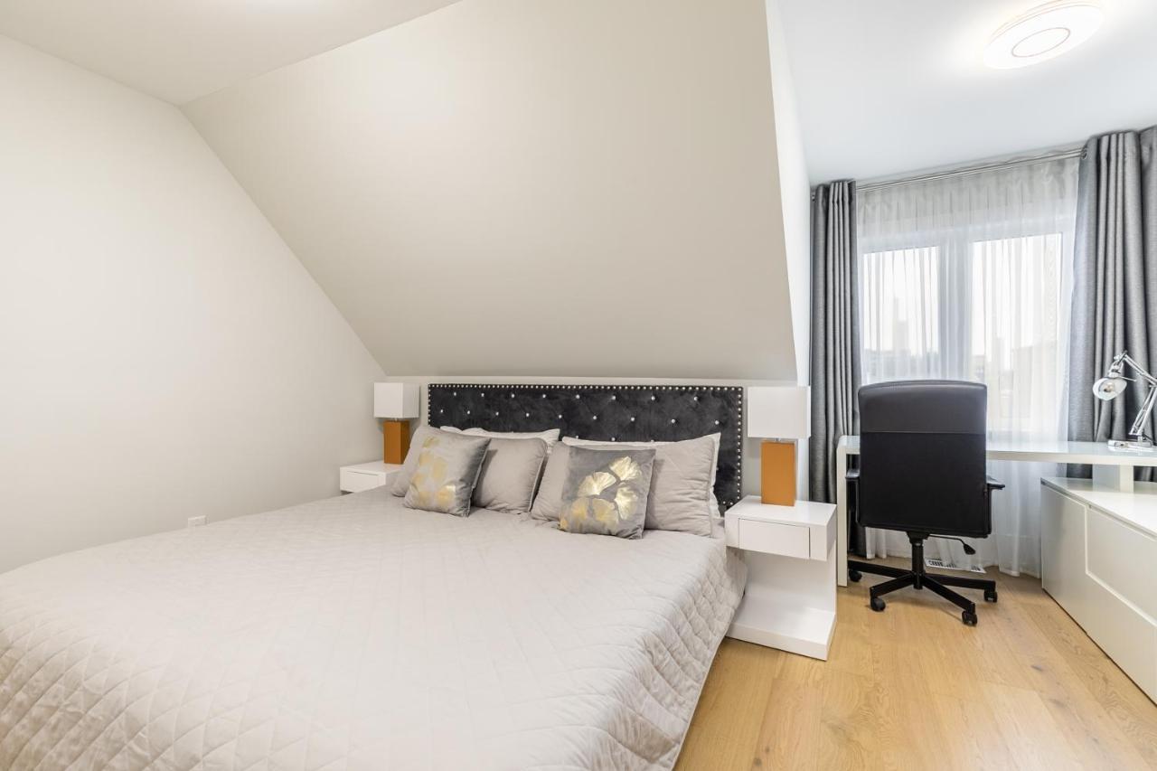 Fancy Downtown House With Hot Tub & Bbq By Globalstay Toronto Exterior foto